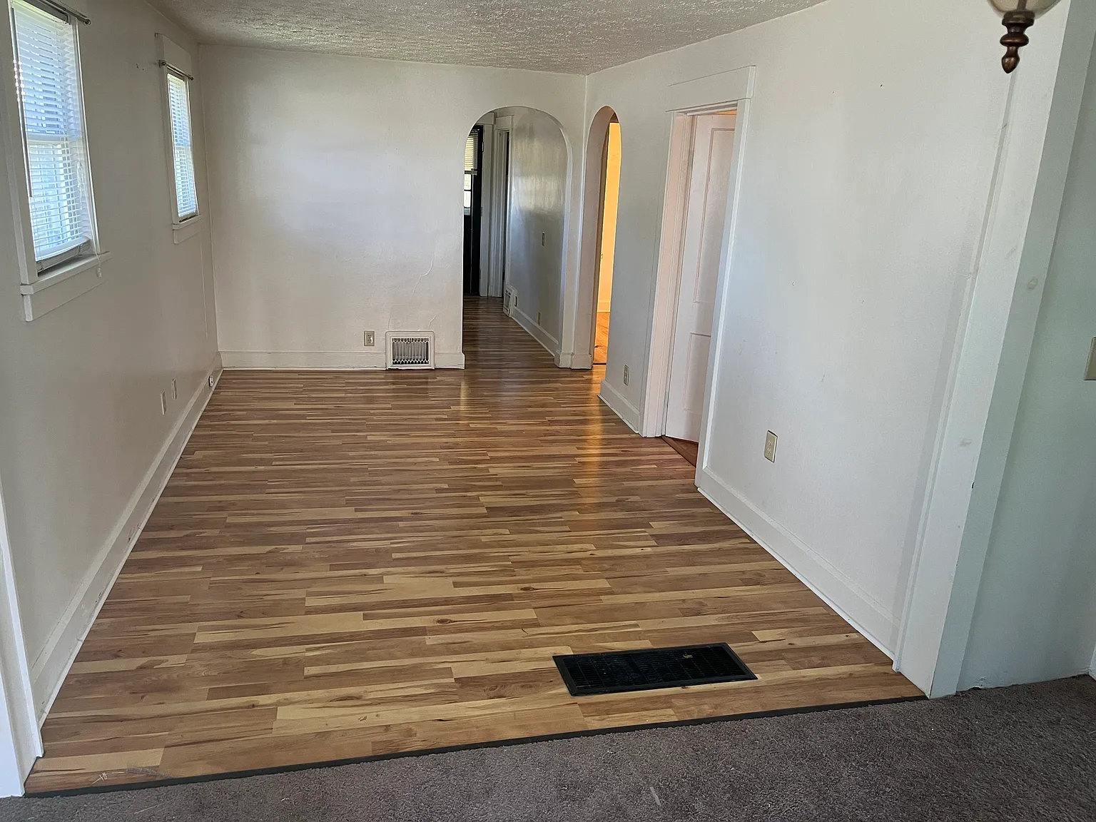 2 bed, 600 sqft, $1,100 — Photo 2