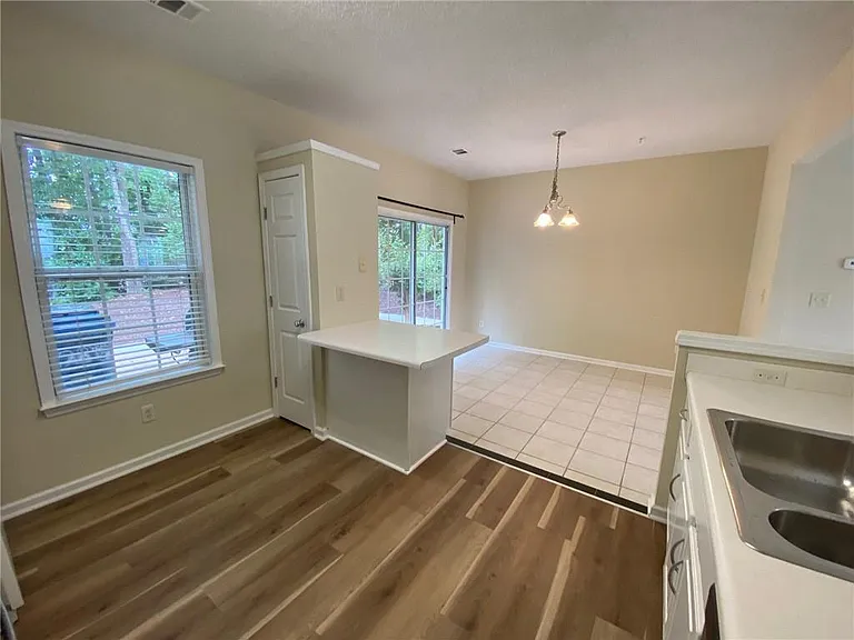1285 Kilmington Ct — Photo 16