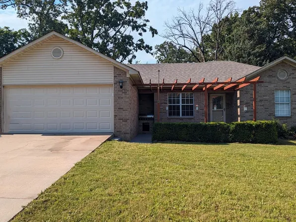 9 Shamsie Dr, Ward, AR 72176