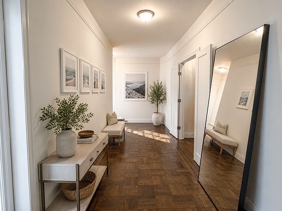 5th image of 1 Bank St #6H