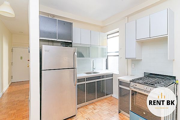 1st image of 600 Park Pl #6R
