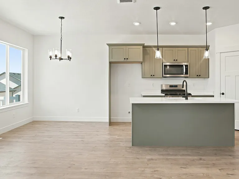 4752 S Heartwood Rd — Photo 3