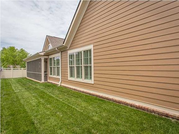 5th image of 2034 Holden Farm Pl