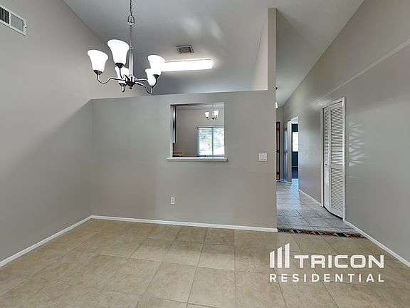 3rd image of 7703 Lakeside Woods Dr