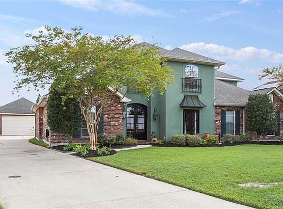 3rd image of 208 Riverlands Dr