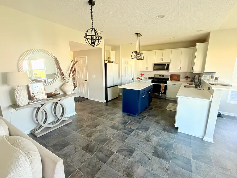 8951 Philmont Curve Dr — Photo 18