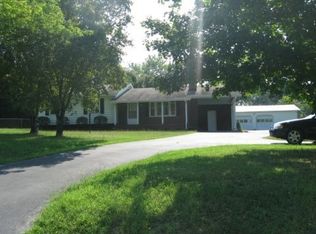 897 S Cross St, Youngsville, NC 27596
