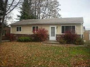 1886 Van Courtland Dr, Troy, MI 48083