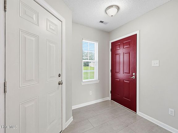 3rd image of 128 Fodder Dr