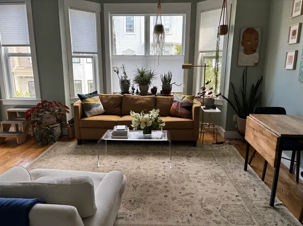 236 Lexington St Floor 2, Boston, MA 02128