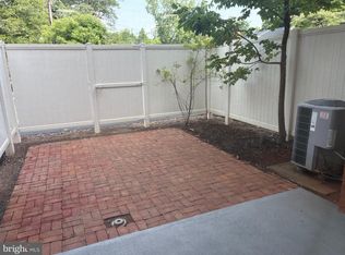 1800 Jefferson Park Ave APT 129, Charlottesville, VA 22903