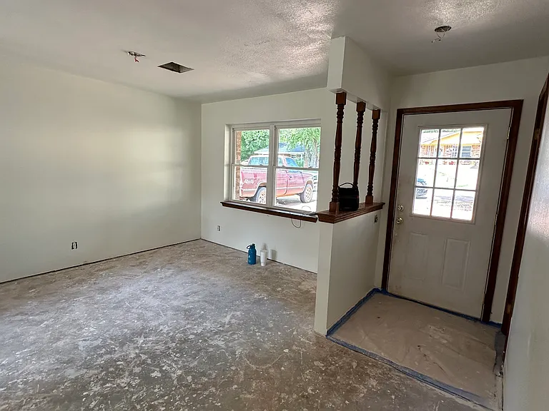 719 Ash St — Photo 4
