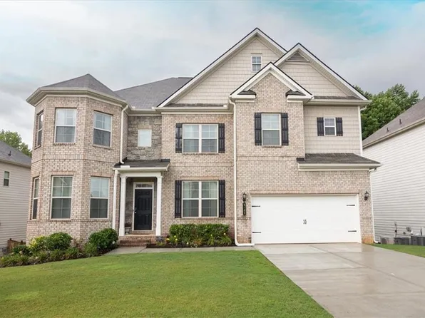 5485 Mirror Lake Dr, Cumming, GA 30028