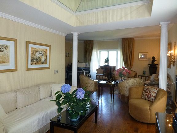5th image of 720 Ballantrae Dr