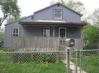 138 Ogden St, Belvidere, IL 61008