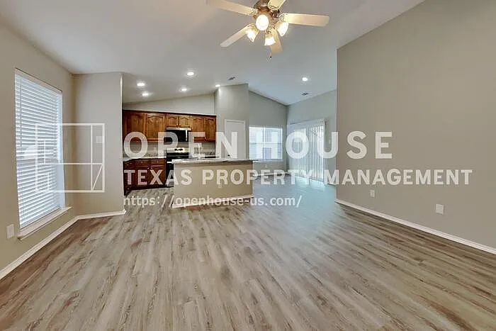 2128 Ingrid Ln — Photo 4