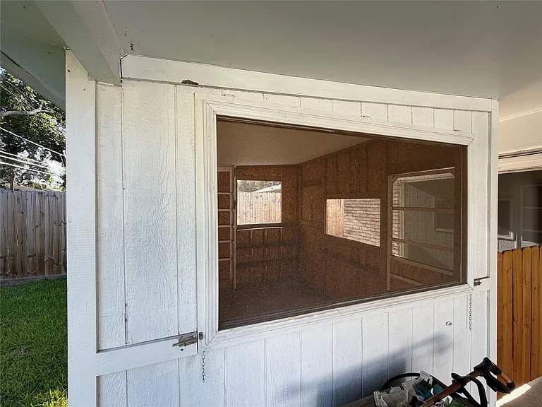 7603 Grape St — Photo 12
