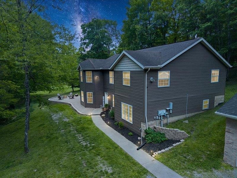 1st image of 2577 Prussia Rd