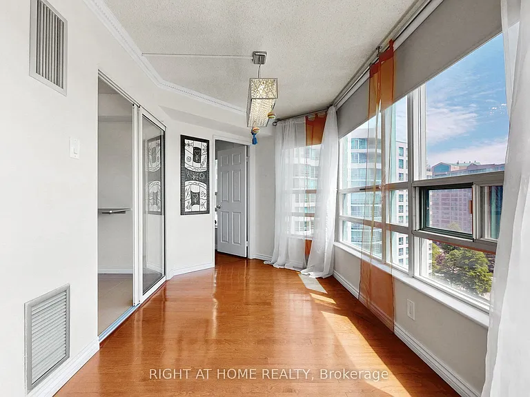 7805 Bayview Ave #1120 — Photo 20