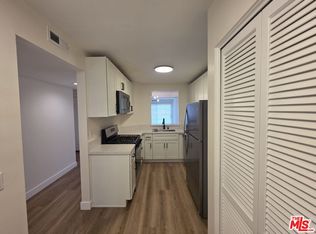 535 W 4th St APT 110, Long Beach, CA 90802