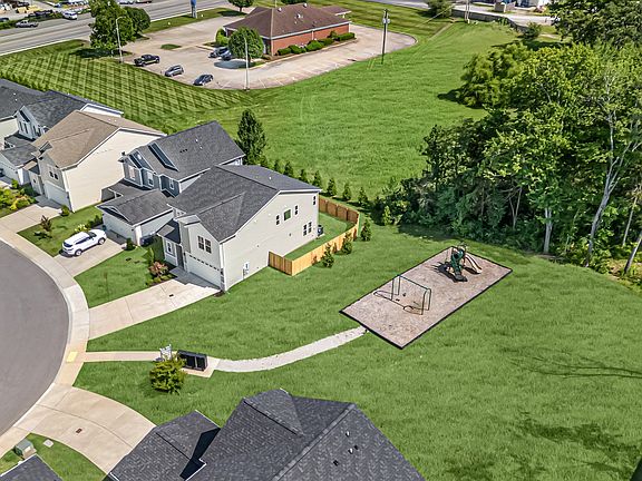 3rd image of 117 Timber Crest Trl