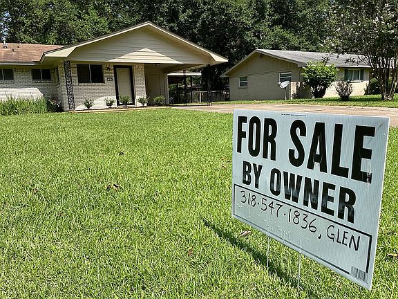 3rd image of 119 Garden Ln