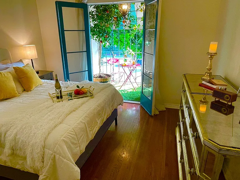 Los Altos A Legendary Residence at 4121 Wilshire Blvd — Photo 30