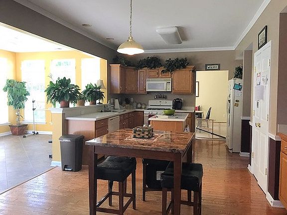 2nd image of 436 Turnbridge Dr