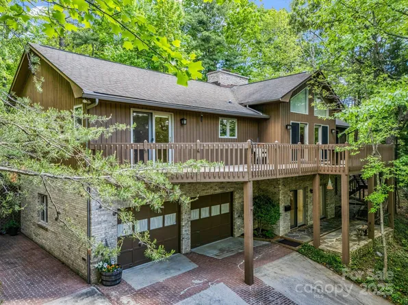 124 Richard Ln, Black Mountain, NC 28711