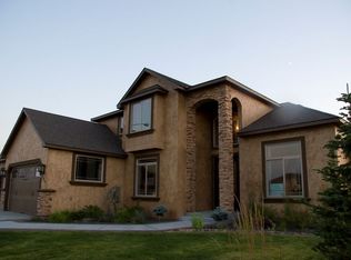 739 Meadows Dr S, Richland, WA 99352
