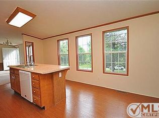 428 Dry Fork Rd, Brush Creek, TN 38547