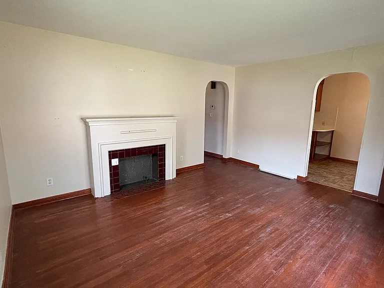 4718 Arbor St — Photo 4