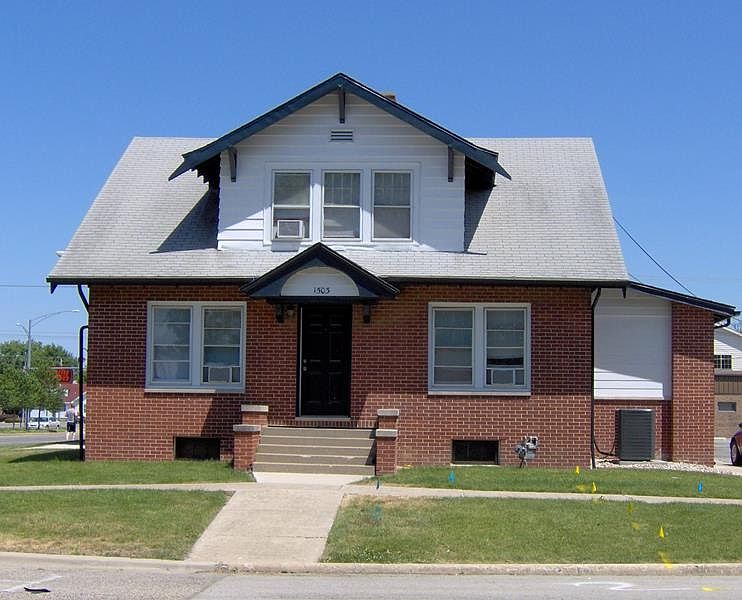 1st image of 706 Lincoln Ave