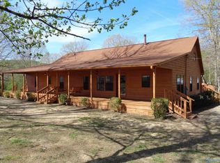103 Holmes Drake Rd, Falkville, AL 35622