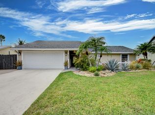 9322 Longmeadow Cir, Boynton Beach, FL 33436