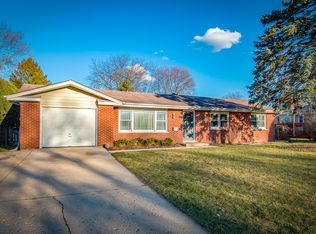 487 S Main St, Bartlett, IL 60103