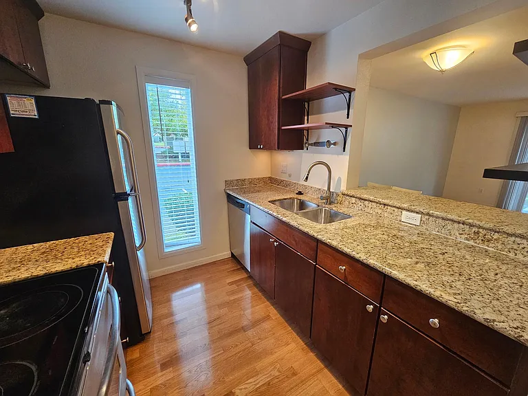 514 142nd Ave SE #90 — Photo 9