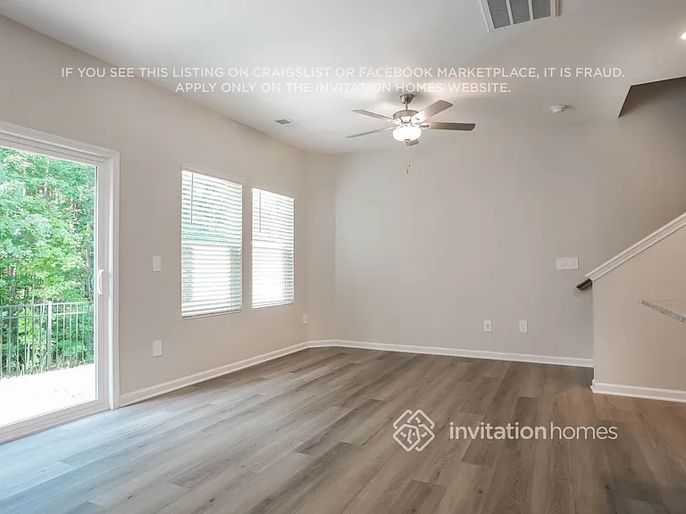 926 Greenville Way — Photo 4