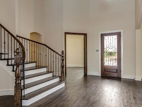 Stunning foyer and staircase