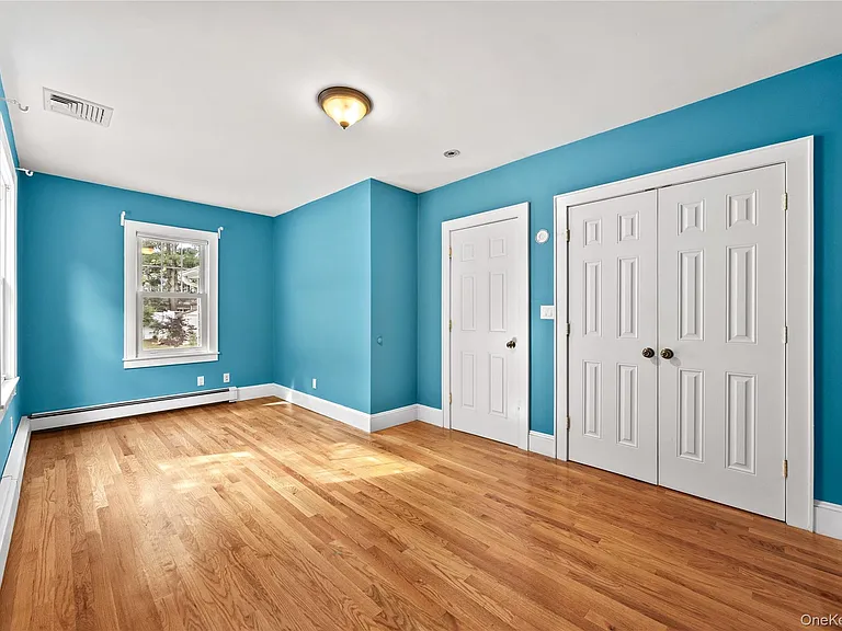 15 Pershing Ave — Photo 12