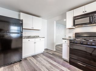 908 Penn St, Pittsburgh, PA 15215
