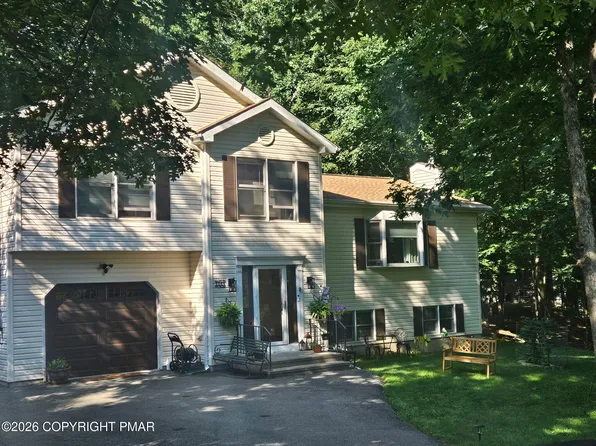 1169 Park Dr, East Stroudsburg, PA 18302