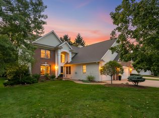 7236 Hampstead Ln, Portage, MI 49024