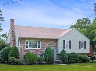 1 Pentucket Ln, Danvers, MA 01923