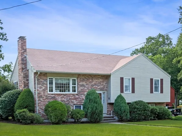 1 Pentucket Ln, Danvers, MA 01923