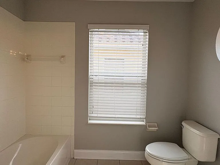 6931 Lucca St — Photo 43