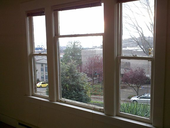 3rd image of 2022 13th Ave W
