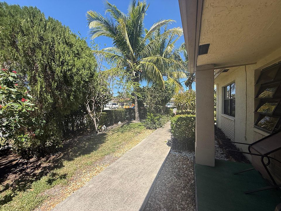 1st image of 90 NW 27th Court N
