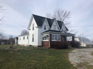 2036 County Road 1975 N, Cisne, IL 62823