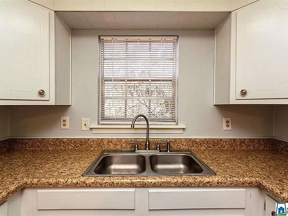 4th image of 2118 Montreat Ln #E-d